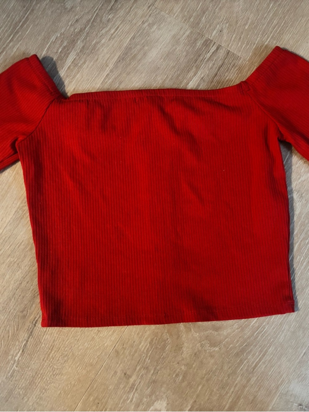 Express Red Ribbed Off-Shoulder Button Crop Top - Picture 3 of 3